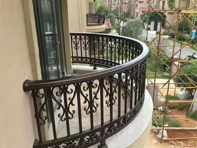 阳台围栏